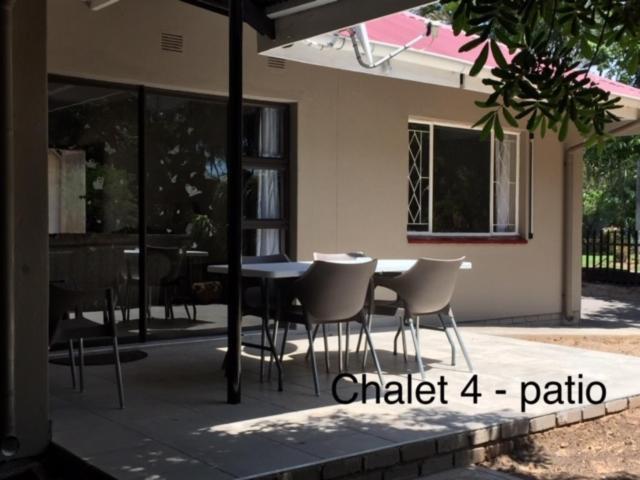 Impala Chalets Пхалаборва Экстерьер фото
